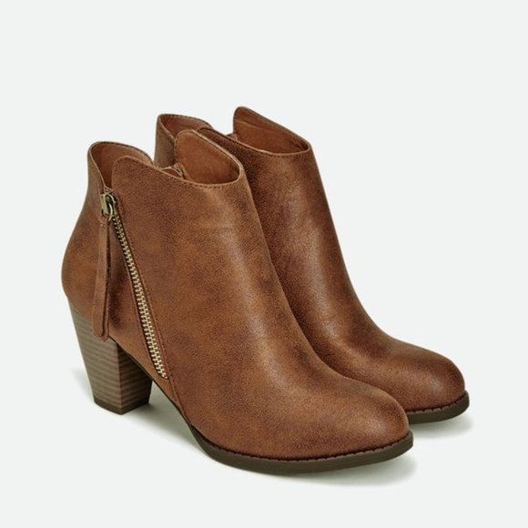 JustFab Shoes - JustFab Woman's Ankle Booties - Analia in Tan - US